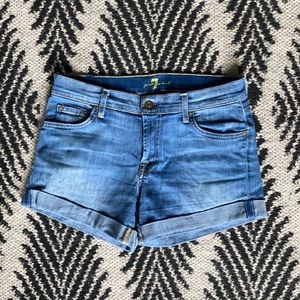 7 cuffed jean shorts - size 27
